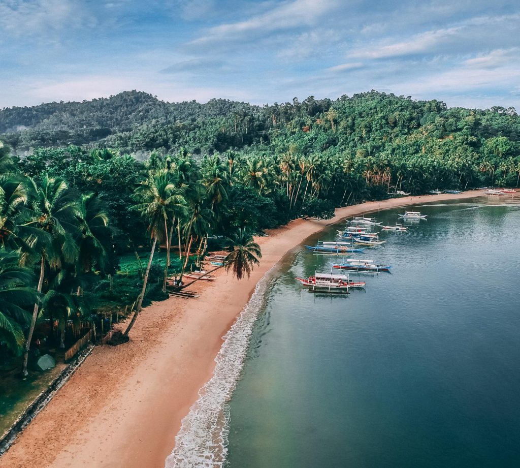 White beach, turquoise water palawan, philippines